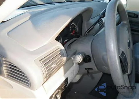 2004 Ford Freestar Se z USA, uszkodzony, nr VIN 2FMZA51604BA49624